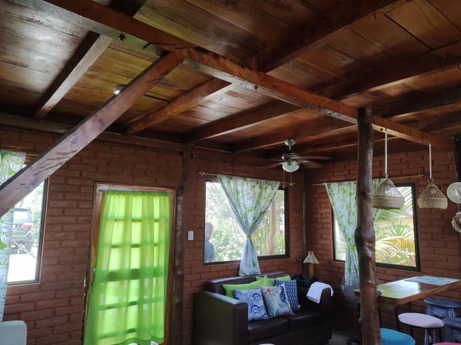 Cayo Ecovillage ปูแอร์โตกาโย ภายนอก รูปภาพ